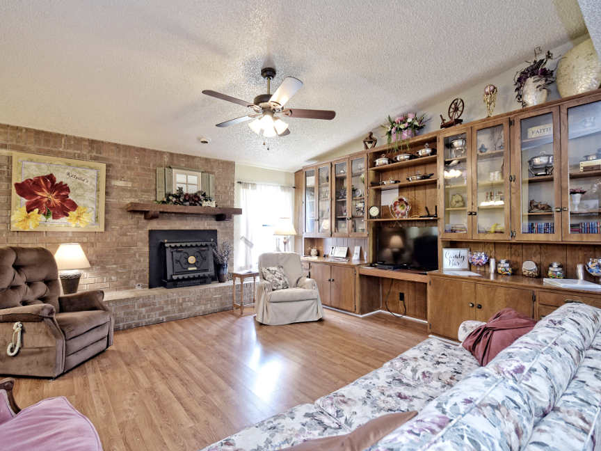 Living and Gathering Room